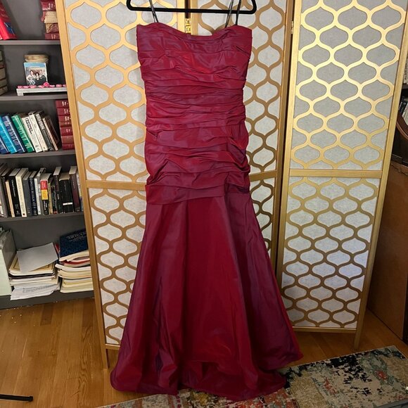 Vintage Tadashi Size M Burgundy Ruched Strapless Evening Long Mermaid Gown Dress - Picture 2 of 16